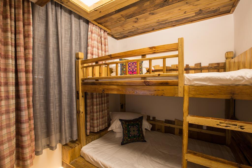 Chong Chong Guesthouse Zhangjiajie Exteriör bild