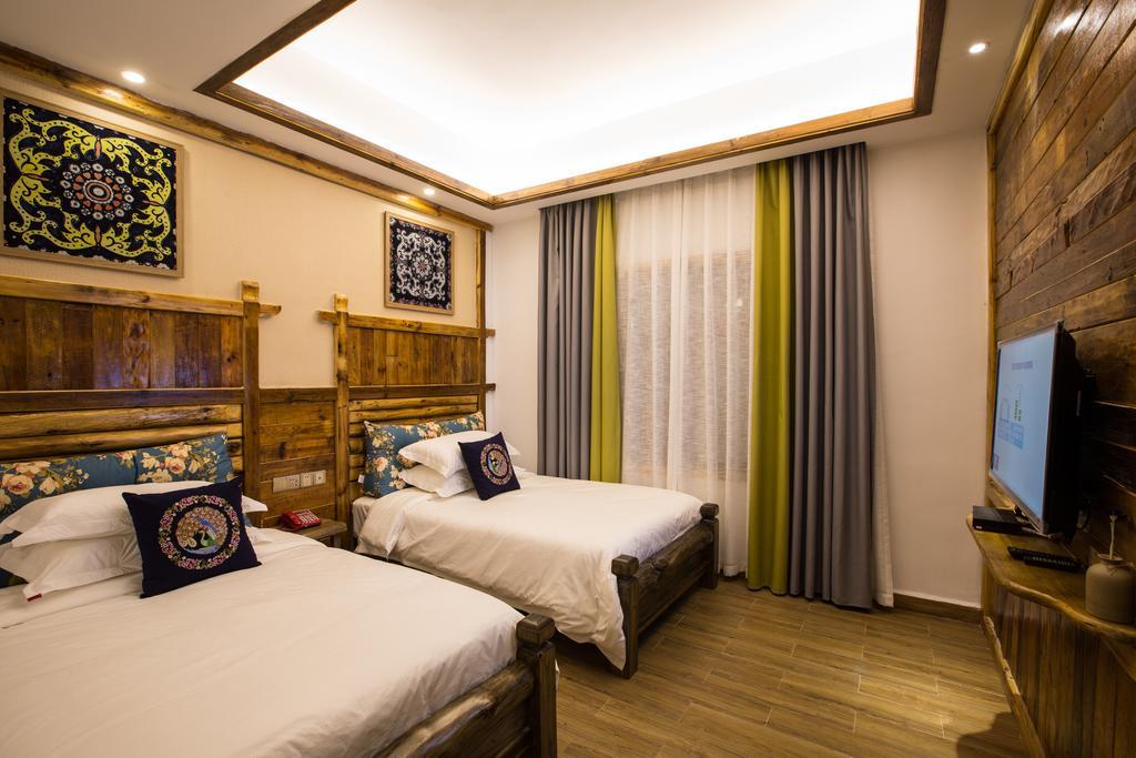 Chong Chong Guesthouse Zhangjiajie Exteriör bild
